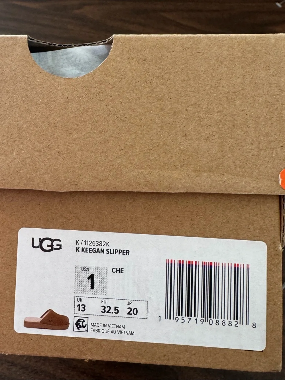 UGG Keegan Chestnut Suede Shearling Slide Slippers Big Kids Size 1 Cozy Comfort